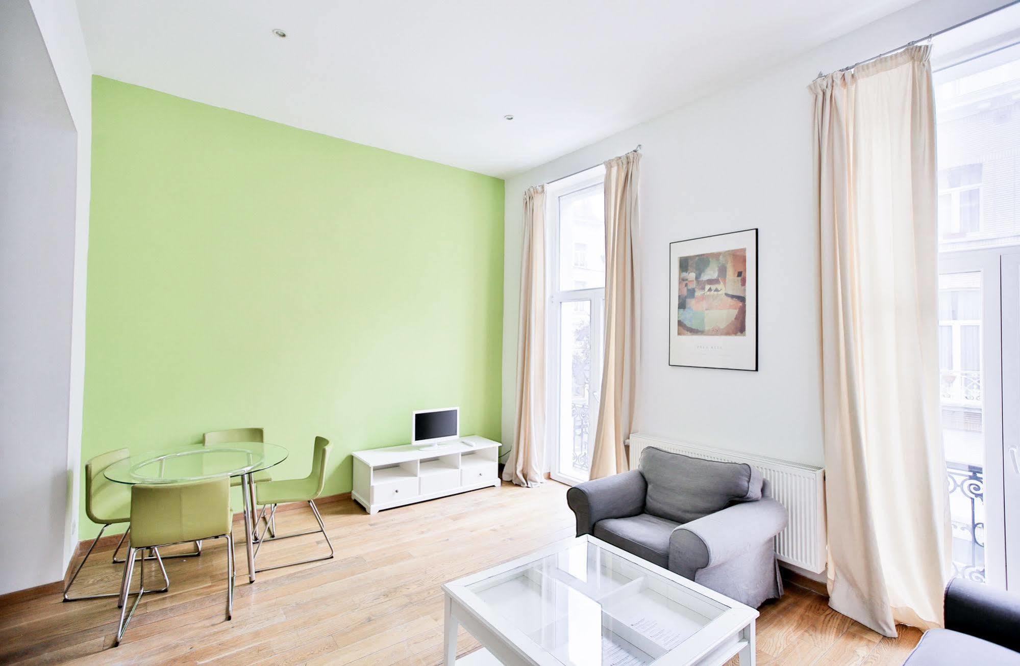 Louise Uptown Apartments Brussels Exterior photo