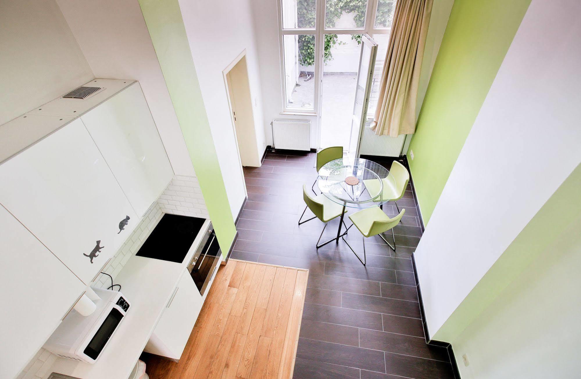Louise Uptown Apartments Brussels Exterior photo